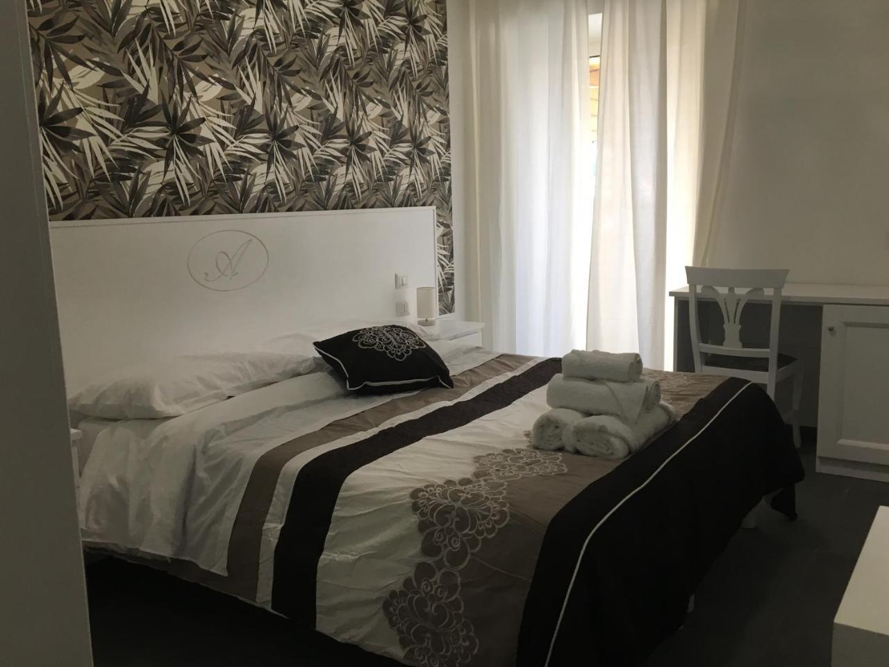 B&B Alambrado Rooms & Suites Neapel Exteriör bild