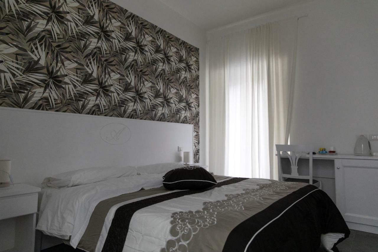 B&B Alambrado Rooms & Suites Neapel Exteriör bild
